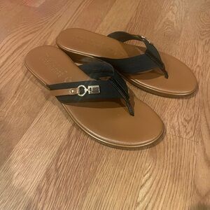 Italian Shoemakers Black and Tan Sandals Flip Flops